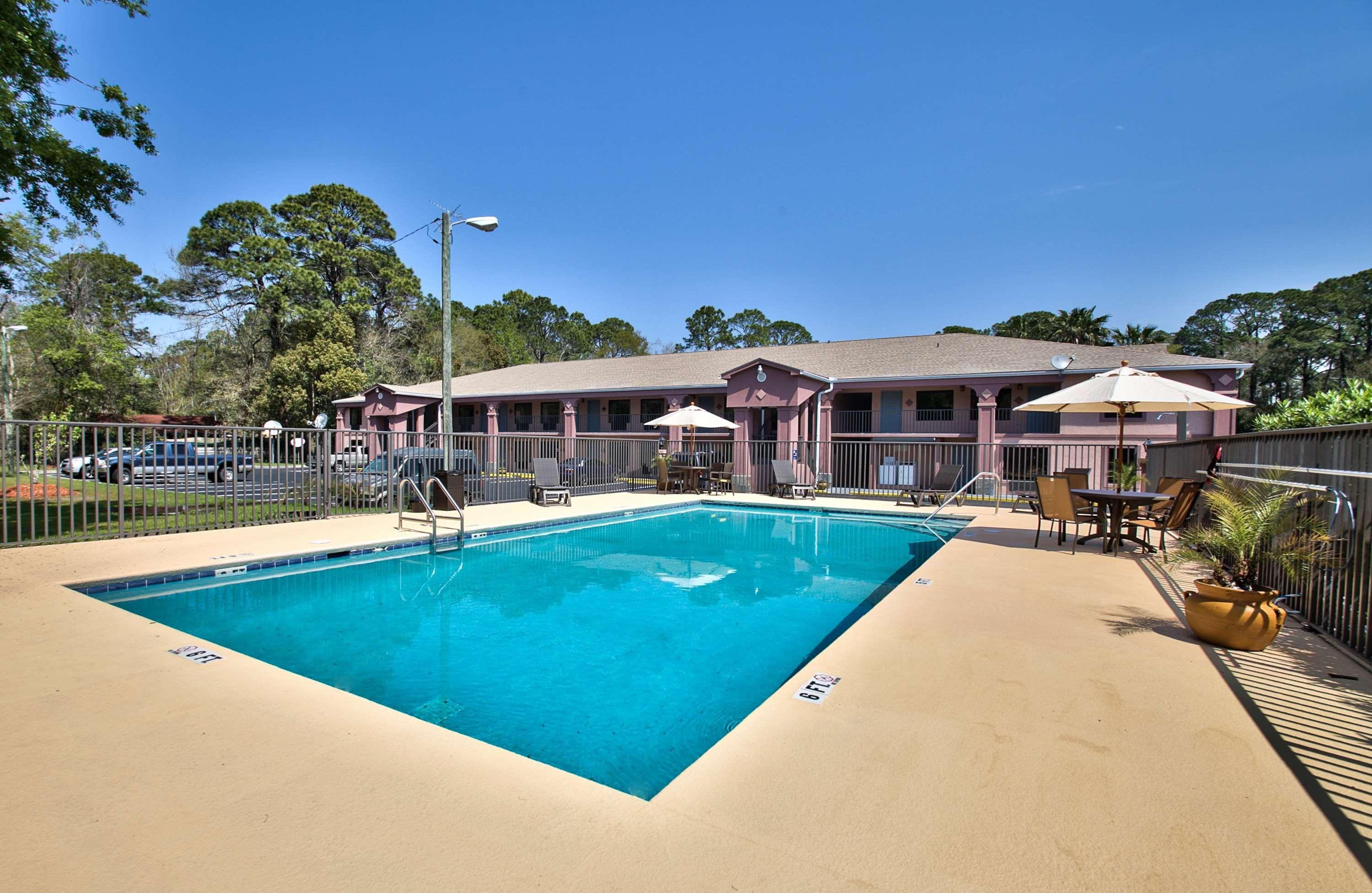 Best Western Apalach Inn Apalachicola Bagian luar foto